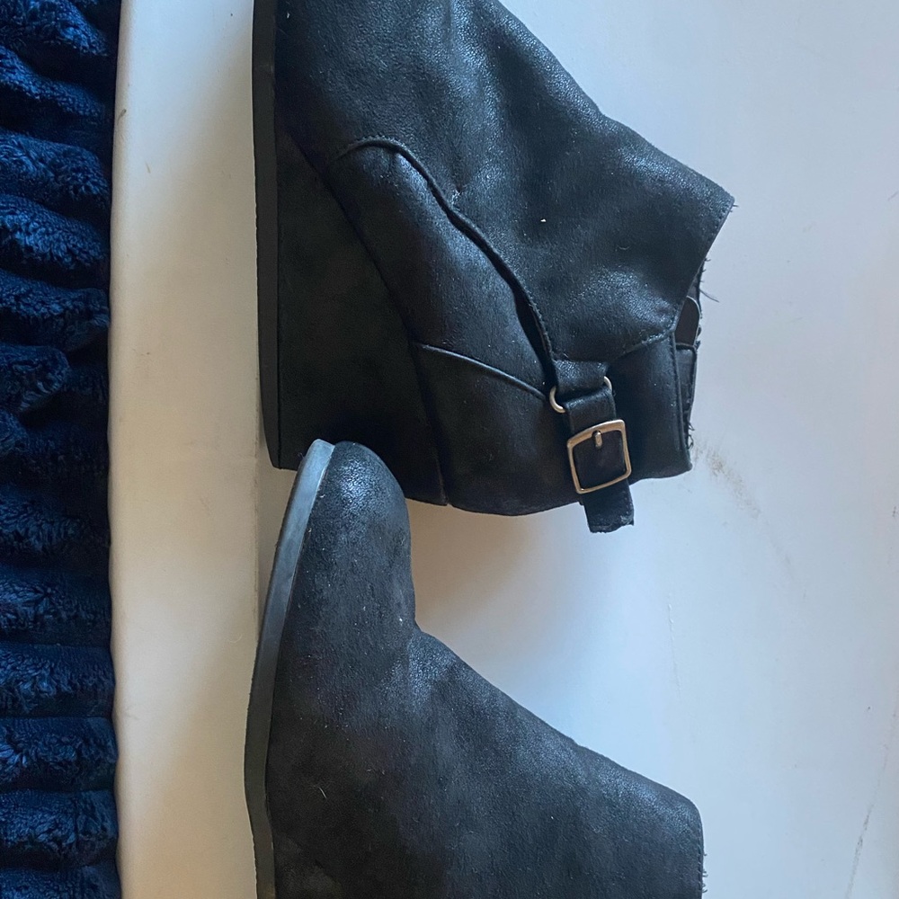 Stylish Black Ankle Boots with Buckle